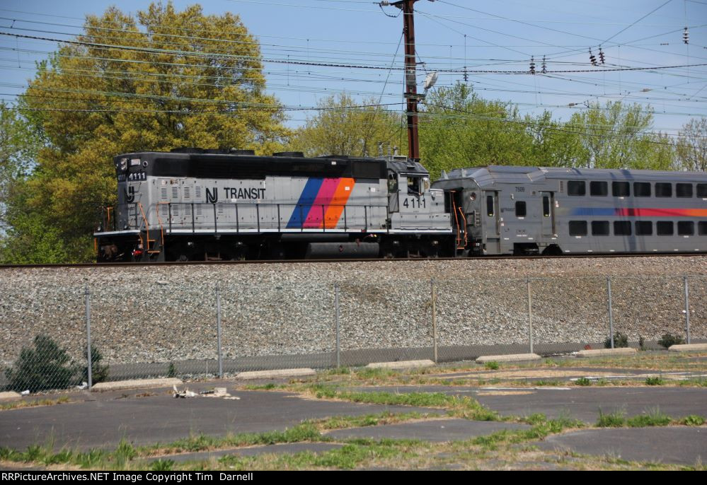 NJT 4111 zoom shot